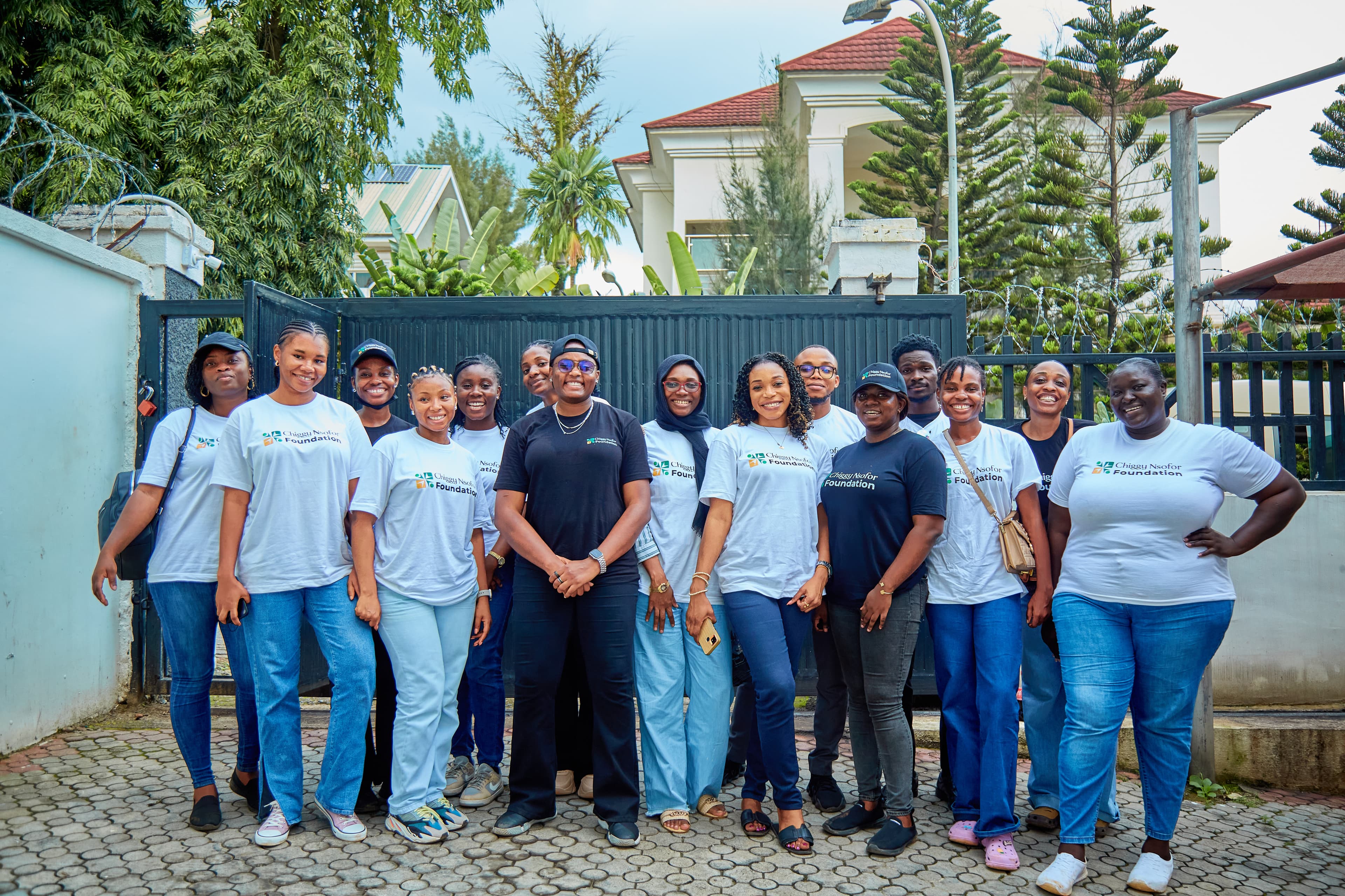 Chiggy Nsofor Foundation team and volunteers gathered for a group photo